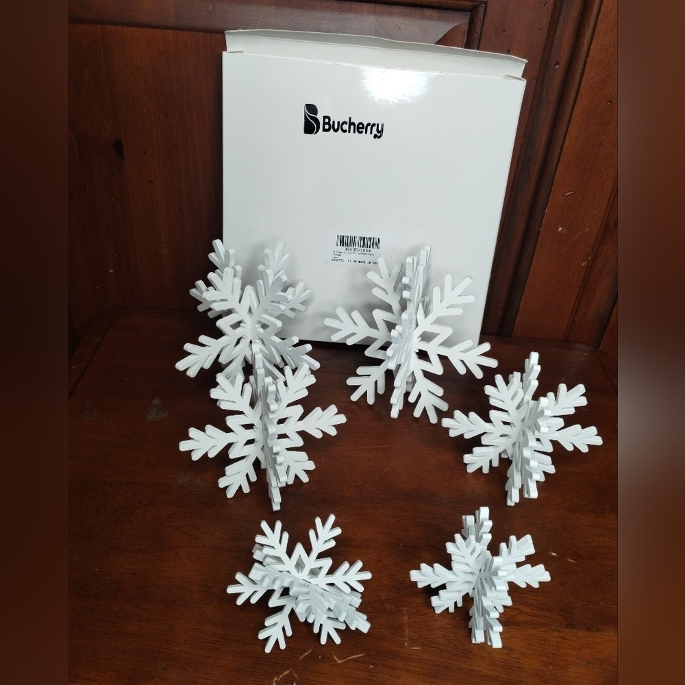 New 12 Pc Wooden Christmas 3D Snowflake Table Decor